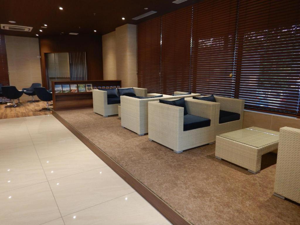 Wishton Hotel Yangon Exterior foto